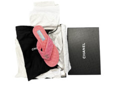 Alternative view of CHANEL NIB Pink Tweed CC Thong Flats Shoes Sandals Size 37.5