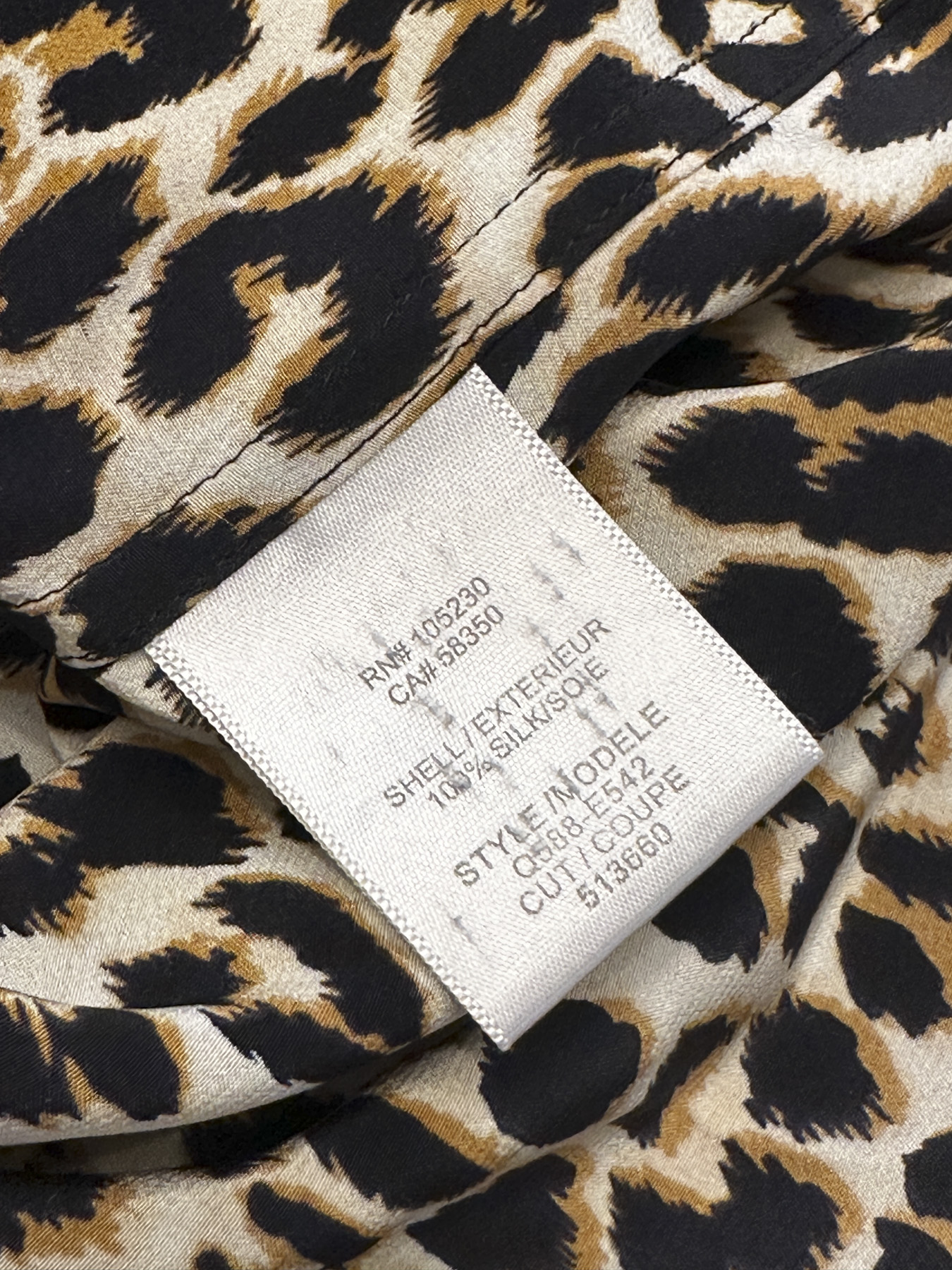 Equipment Femme Leopard Print Silk 3/4 Sleeve Button Up Top Blouse Small - Image 4