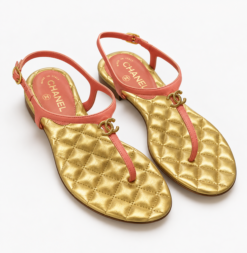 CHANEL Pink Leather Quilted Gold CC Logo T Strap Thong Flat Sandals 38 NEW