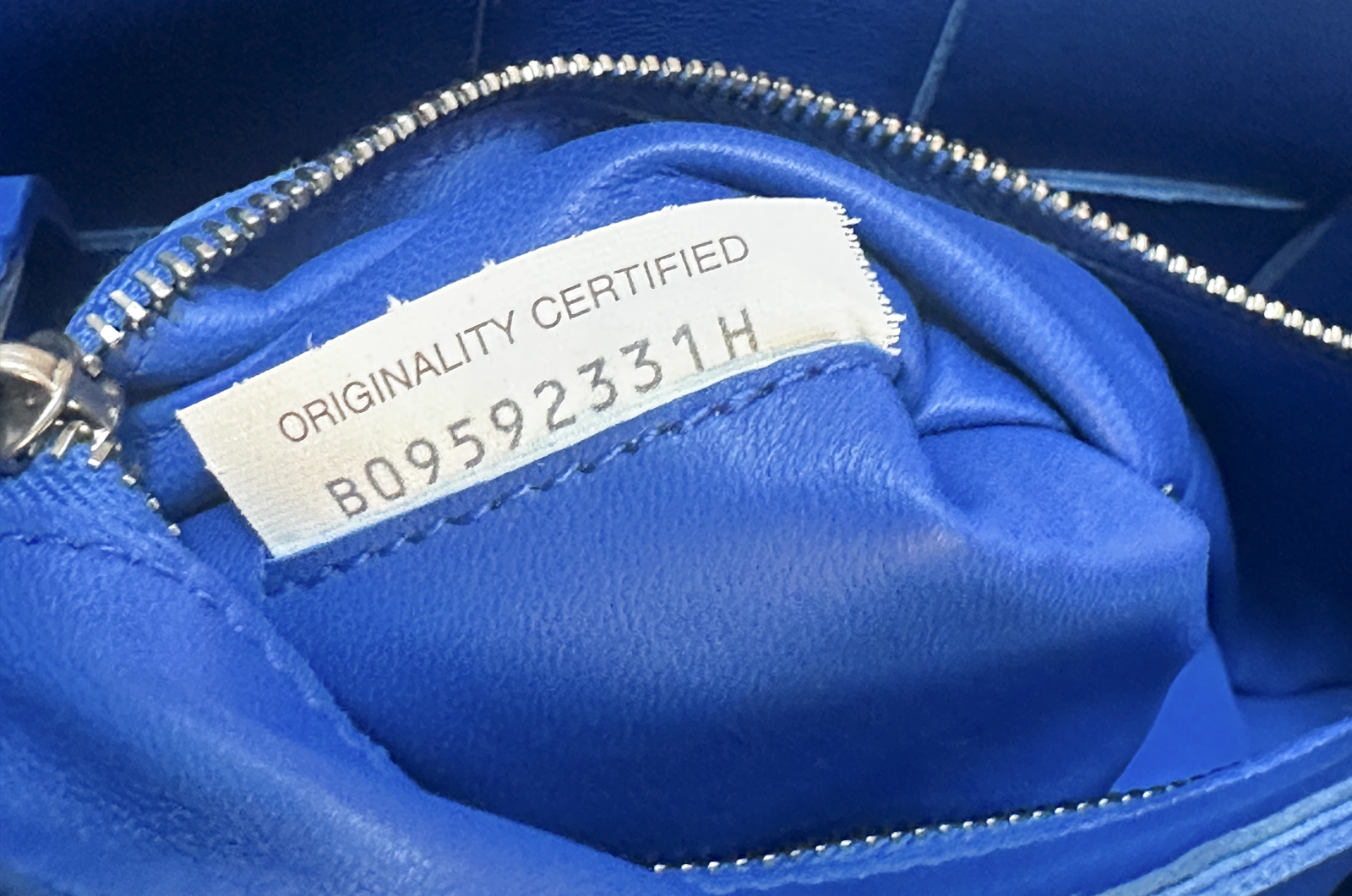 Bottega Veneta Maxi Intrecciato Cassette Cobalt Blue Leather Crossbody Bag - Image 10
