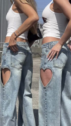 Revice Womens TLC Heartbreaker Jeans Size 29 Wide Leg Heart Cut-Out
