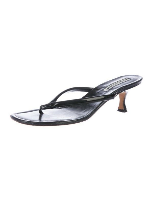 MANOLO BLAHNIK BLACK PATENT KITTEN HEEL THONG SLIDES SANDALS SIZE 39